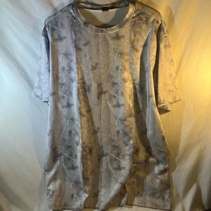 SHEIN Men's Marble Gray Tee